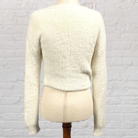 American Eagle Cropped Fuzzy Sweater S Cream Eyelash Knit Y2K Cozy - Picture 4 of 8